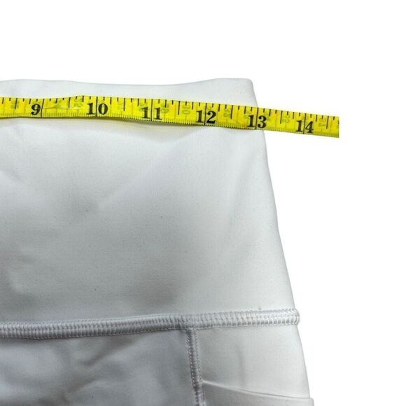 Athleta Women's Small Mesh Me Up 8" Activewear Athletic Shorts White Yoga Jog - Picture 3 of 7